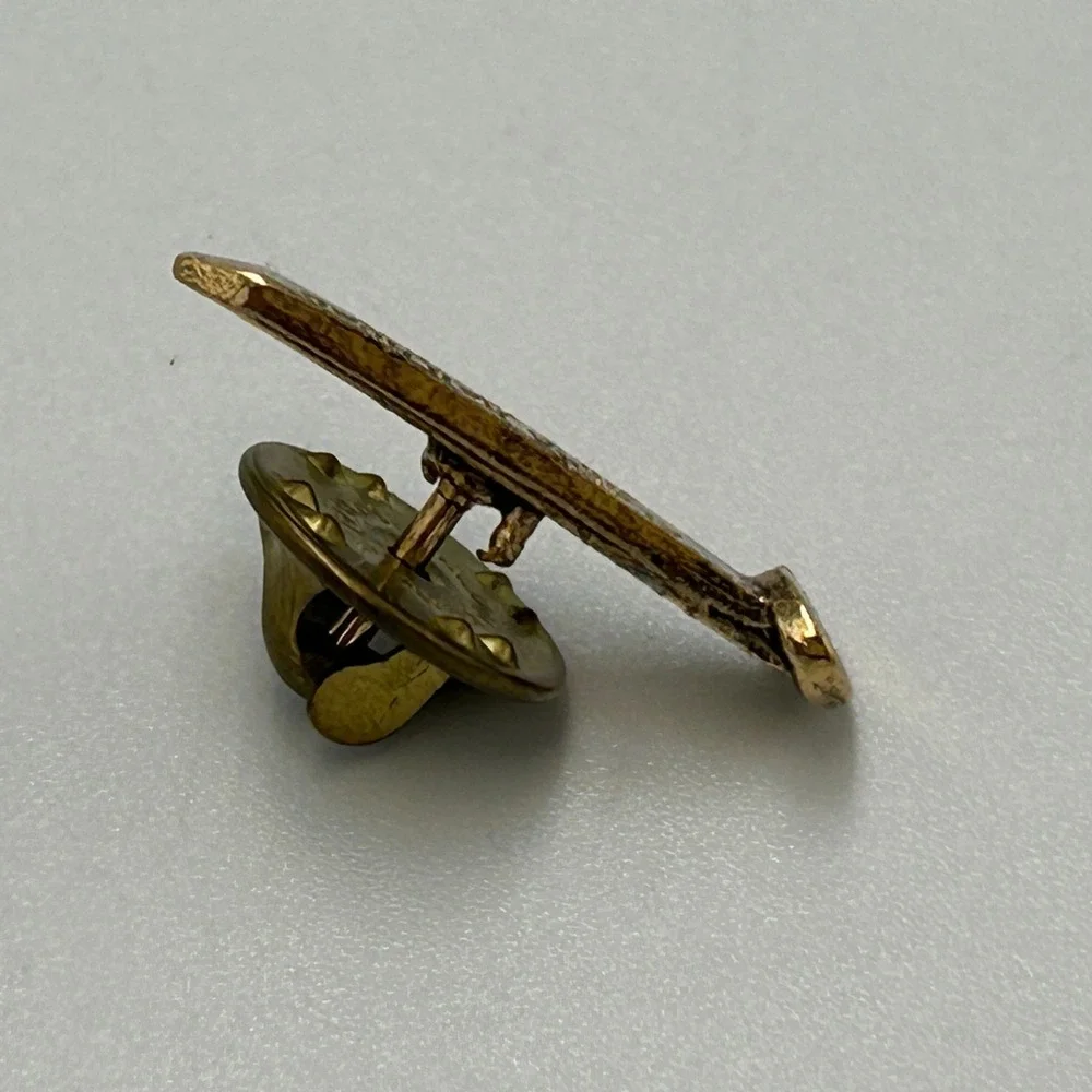 Vintage 1923 Alaska Railroad Last Spike Golden Hat Pin Tie Tac Collectible Train